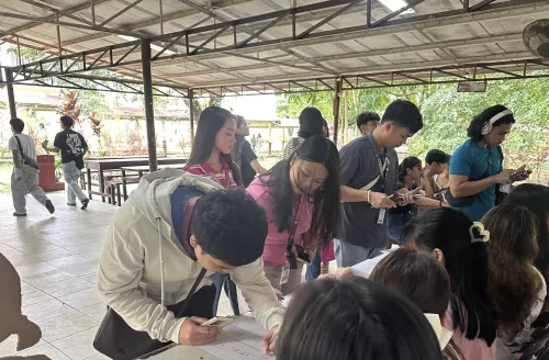 Students register for the JPAMA General Assembly