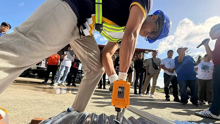 MSEUF provides solar energy technical training to local industry professionals